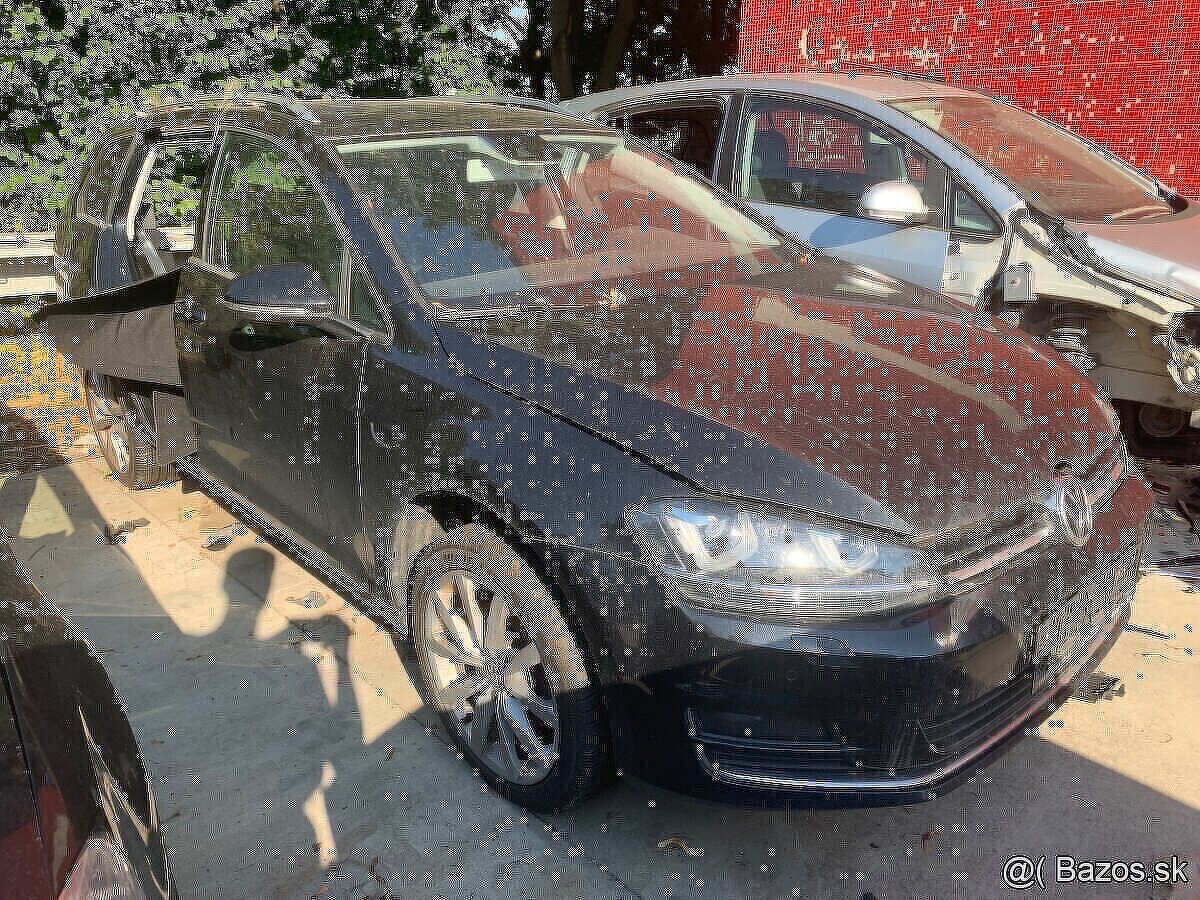 Rozpredam Volkswagen Golf VII 7 Variant Combi 2.0 TDI CRB