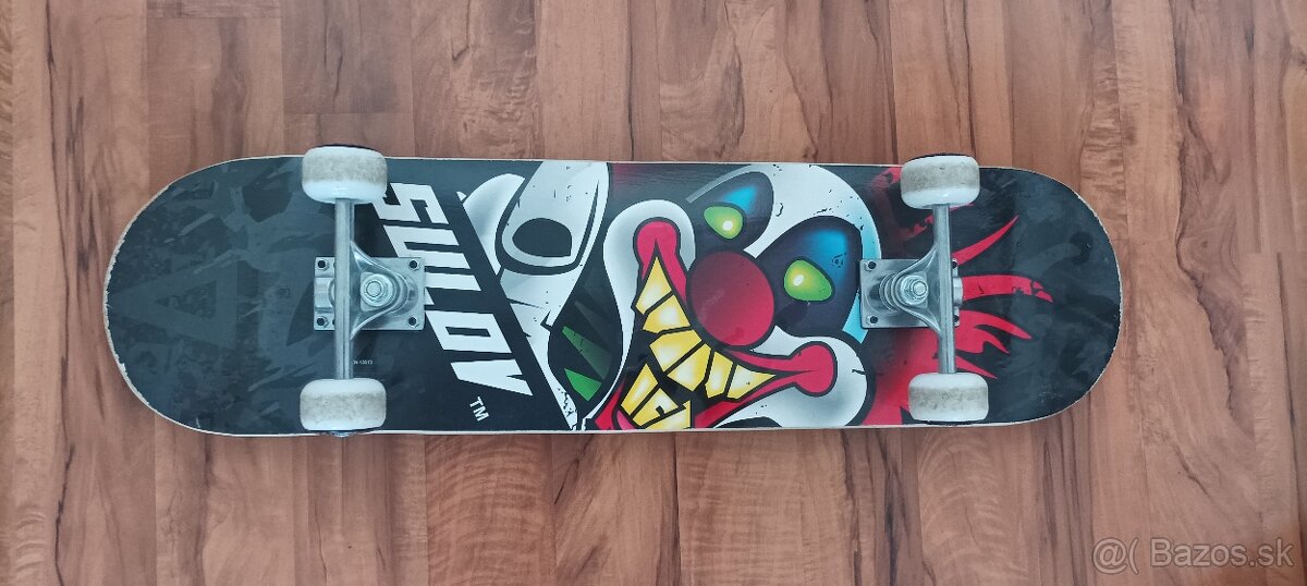 Skateboard