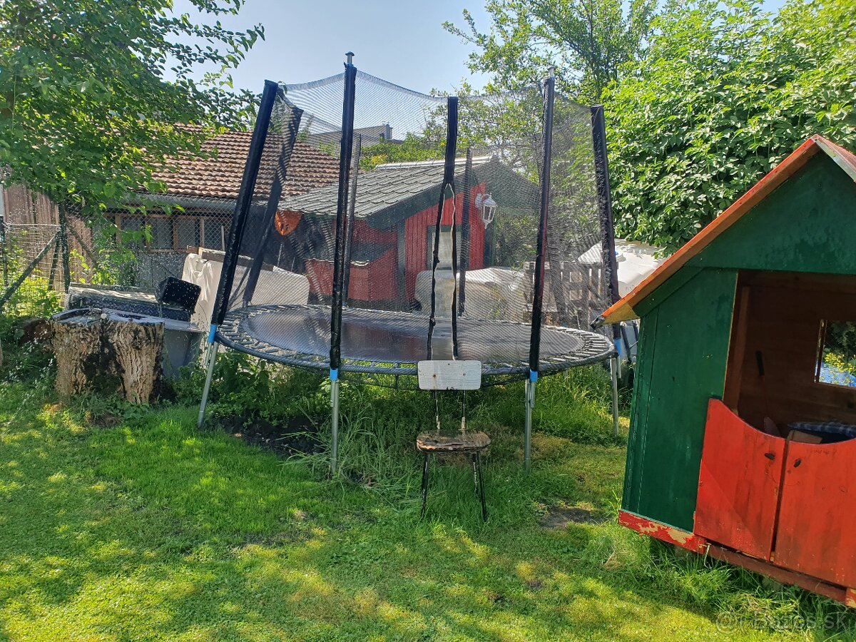 Trampolina