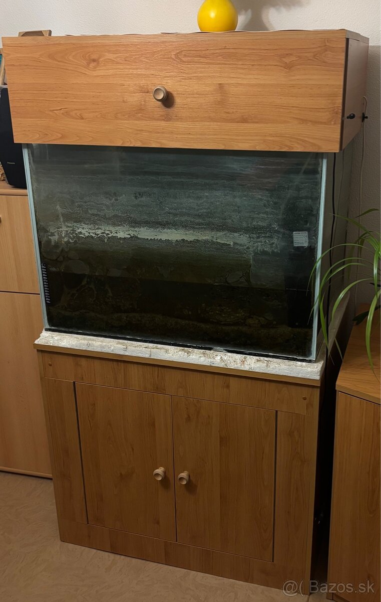 Akvarium 300L aj s podstavcom (skrinkou)