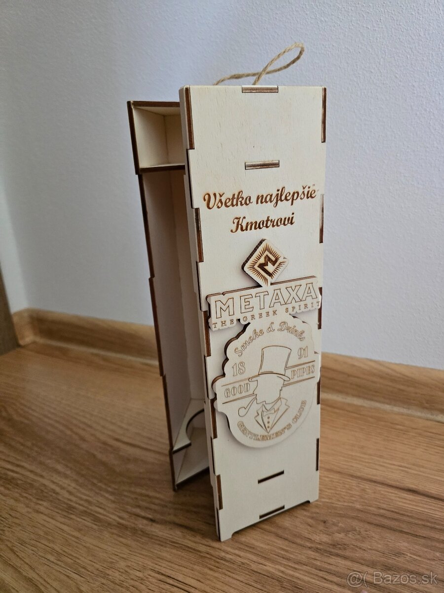 Predám darčekovú krabicu Metaxa