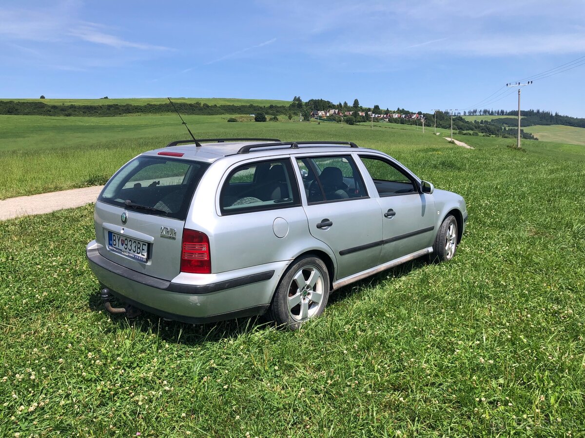 Zadné dvere octavia 1 combi