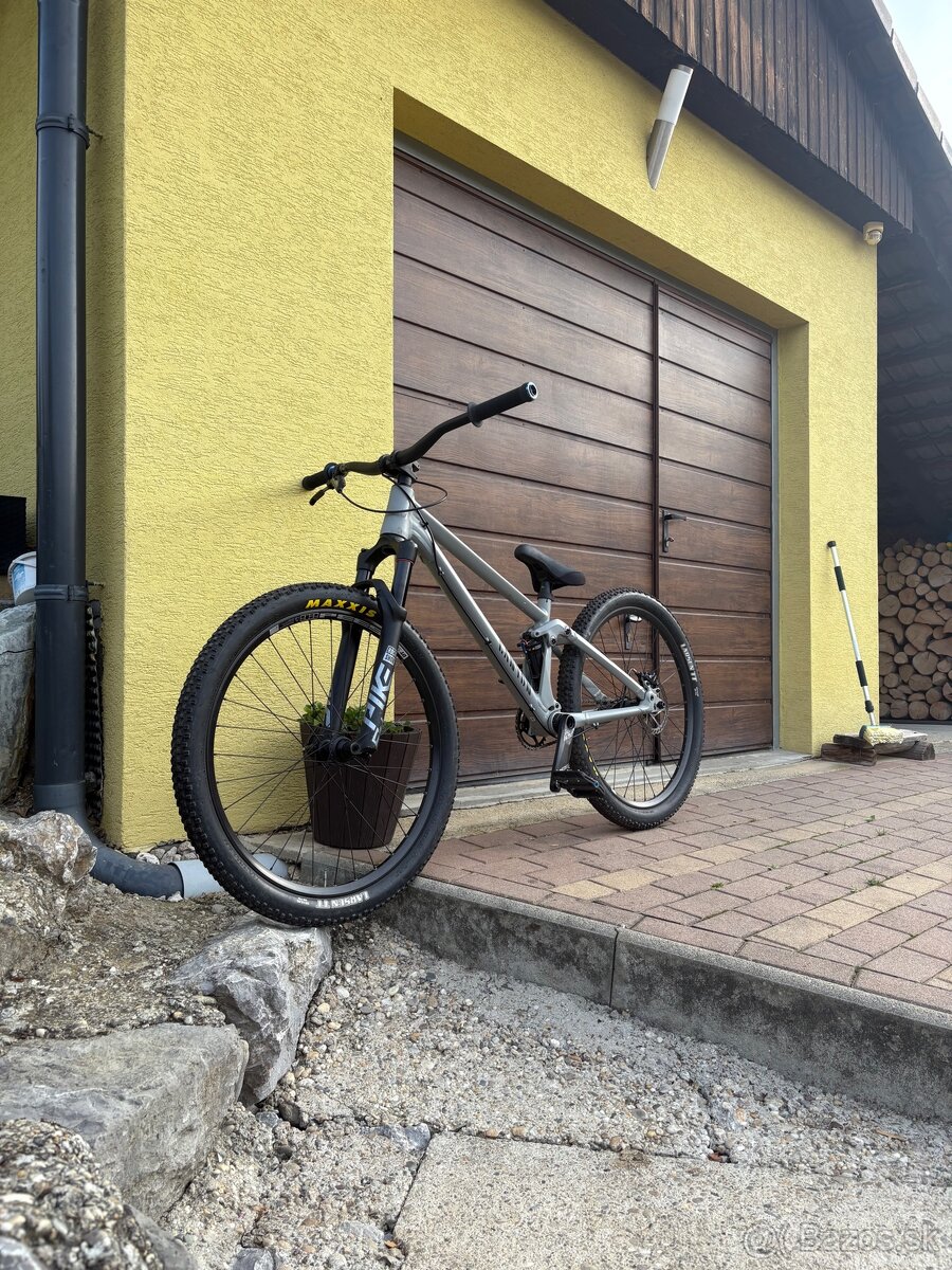 Canyon stitched 720