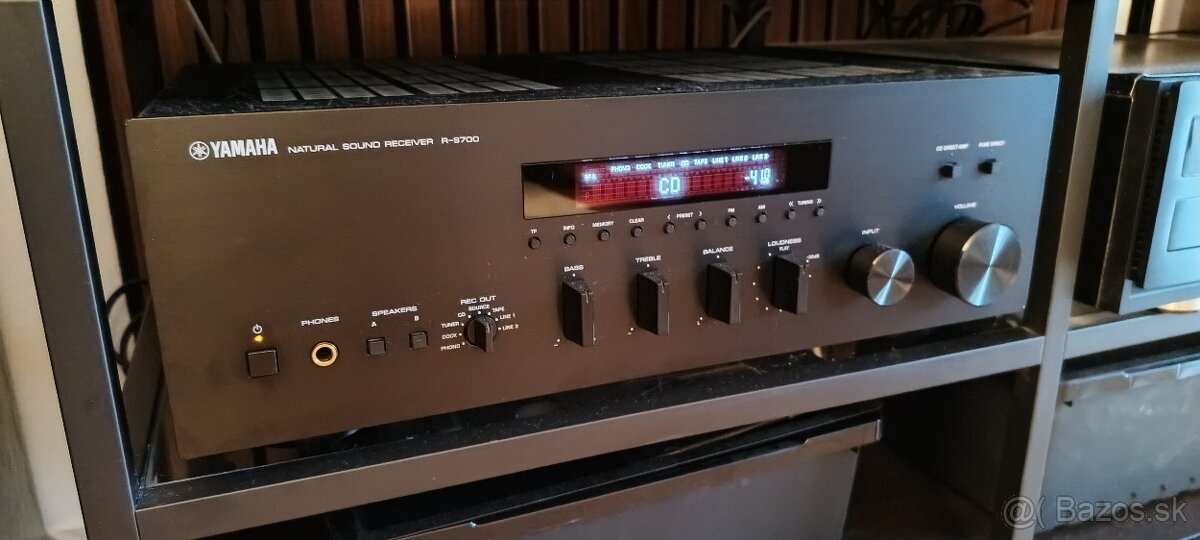 Yamaha RS-700