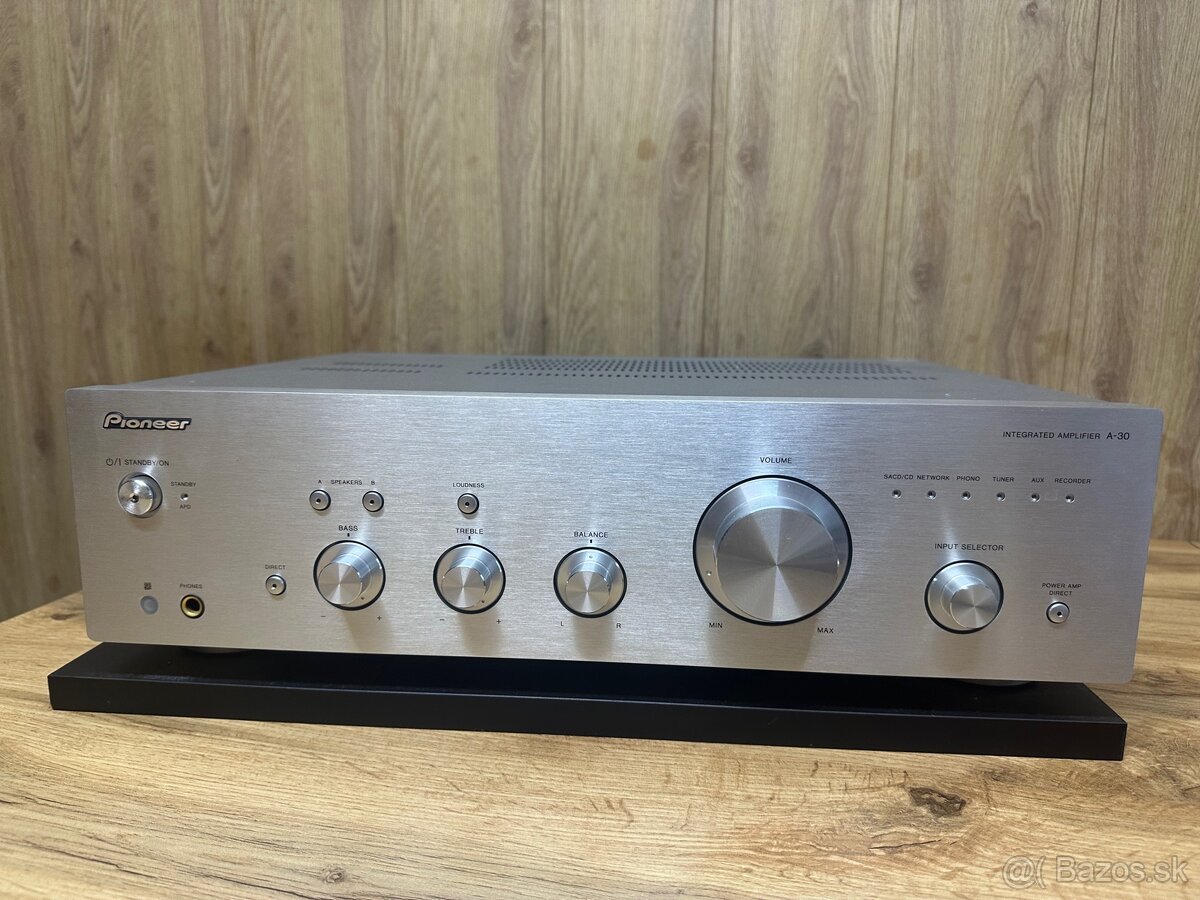 Pioneer zosilovac