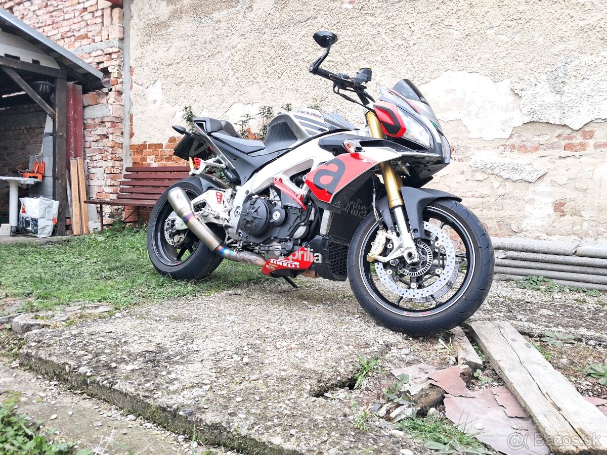 Aprilia Tuono V4 1100 RR APRC