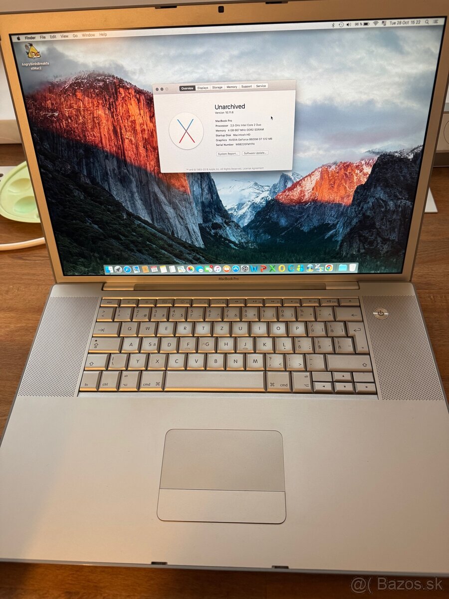 Apple Macbook pro 17