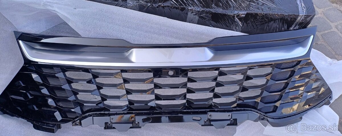 Kia Sportage 5 maska chladica Kia Sportage vzduchové vedenie