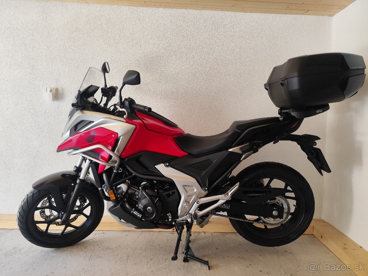 Honda NC 750 X ,,4200km"