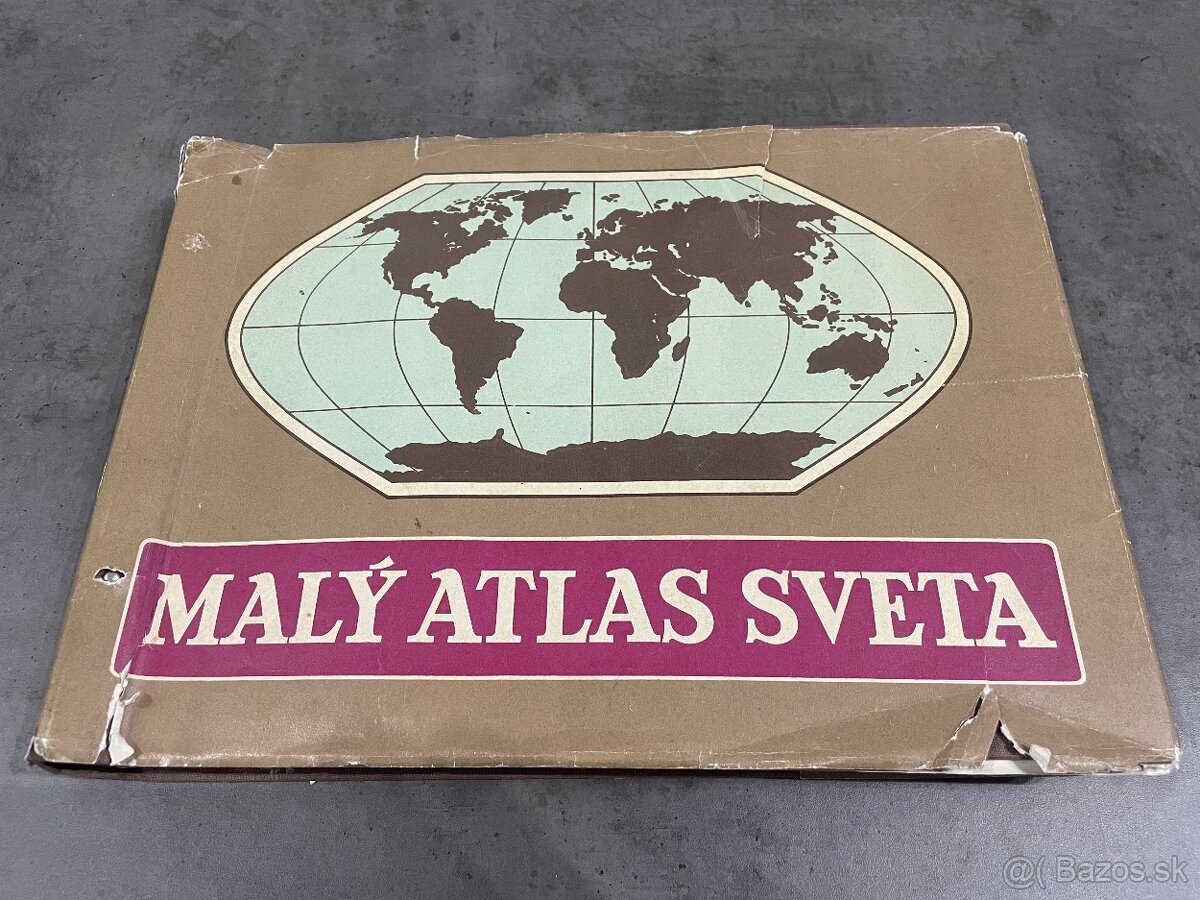 Atlasy, knihy - socializmus