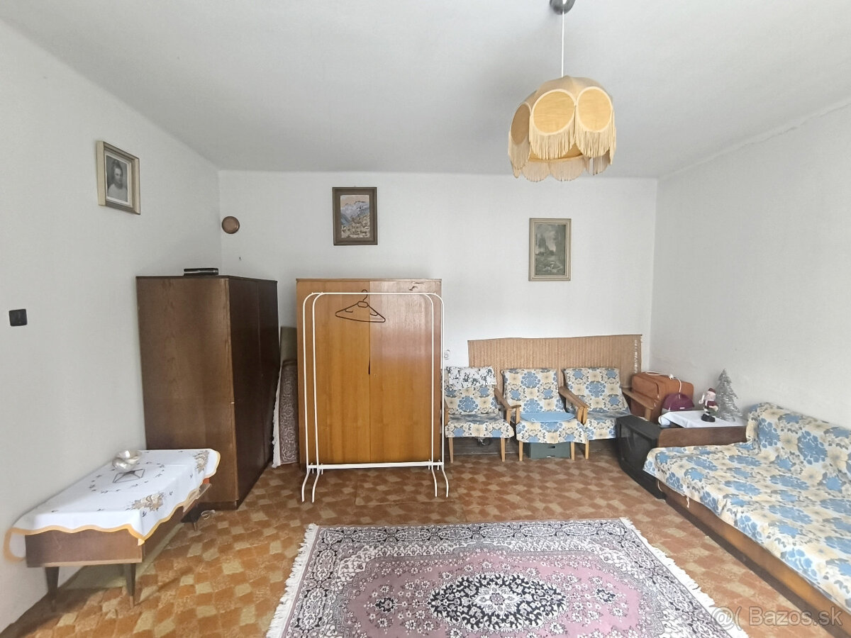 RD VYUŽITEĽNÝ AJ AKO CHALUPA, VHODNÝ NA BÝVANIE PODNIKANIE /