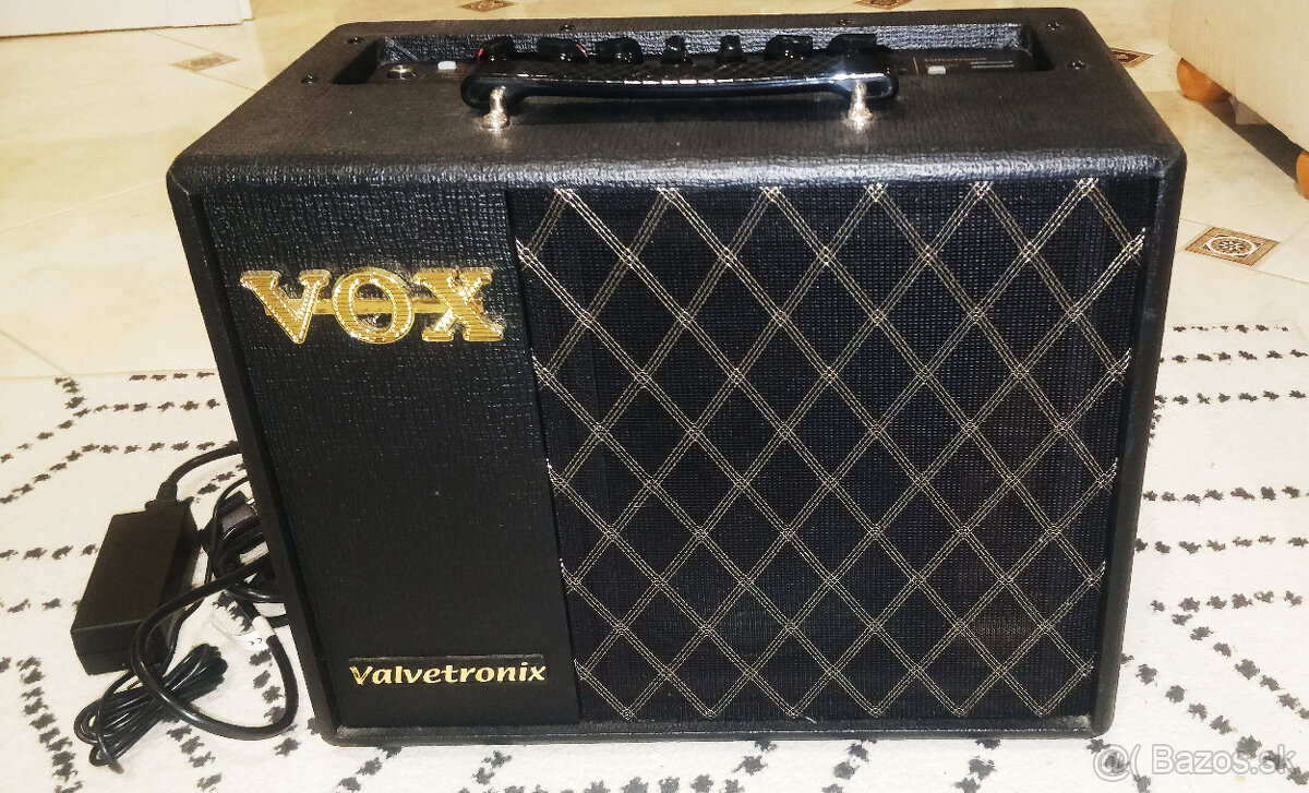 Modelingové gitarové kombo VOX VT20X