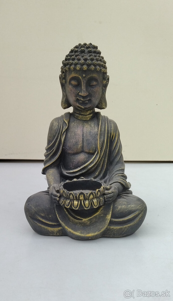 Budha, egypt - sošky