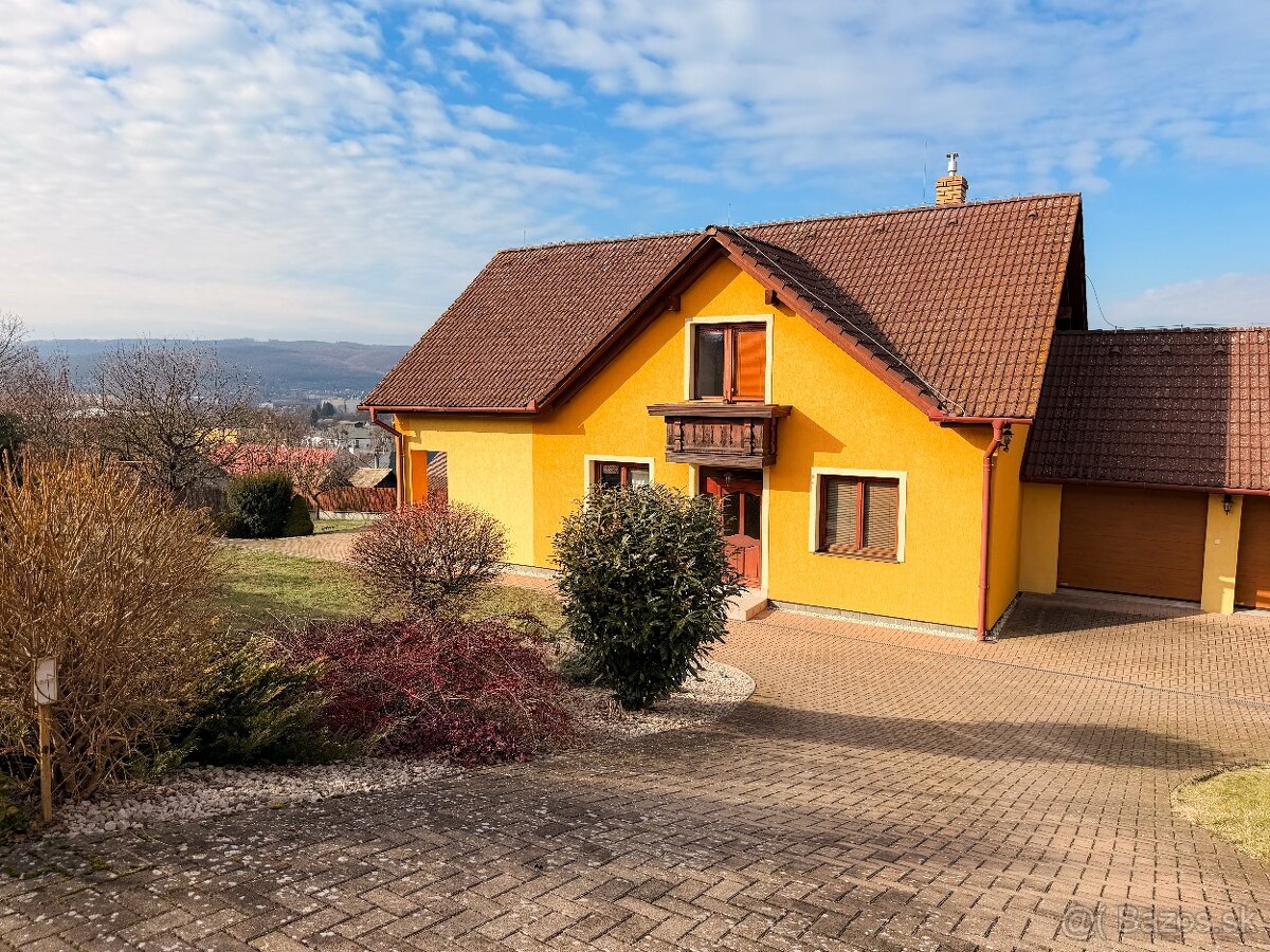 Priestranný dom s veľkorysým pozemkom