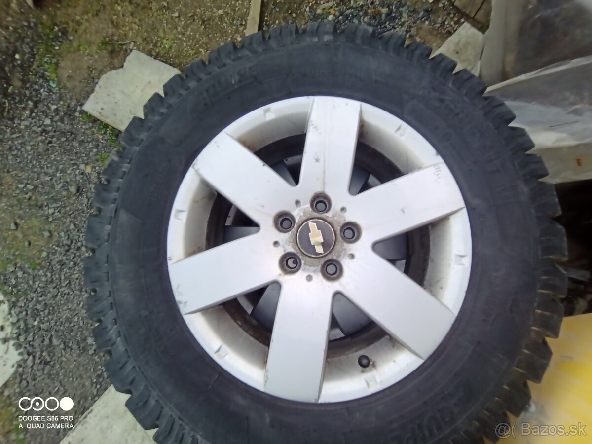 Alu disky 5x115 s terénnymi pneu