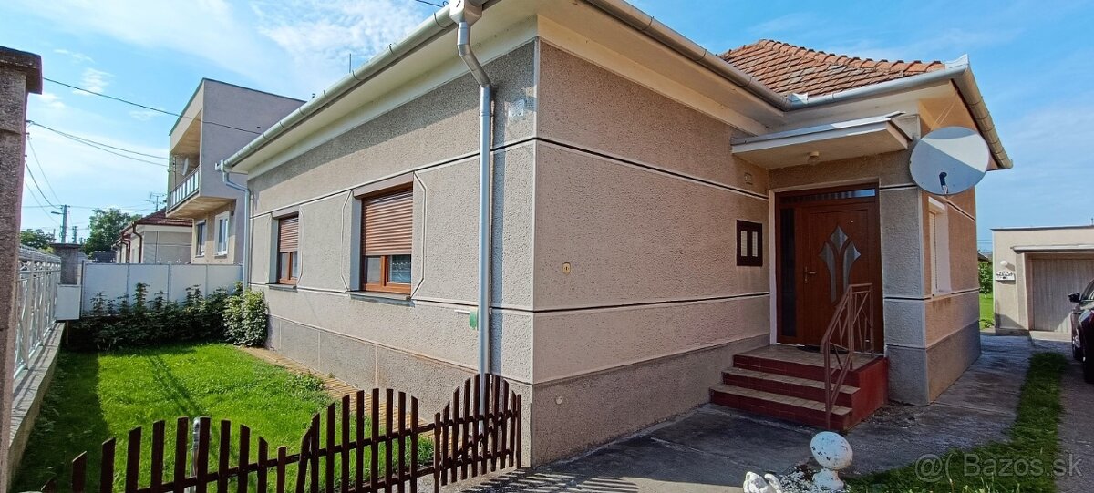 Útulný domov Na predaj rodinný dom, 7,8 á Horné Saliby