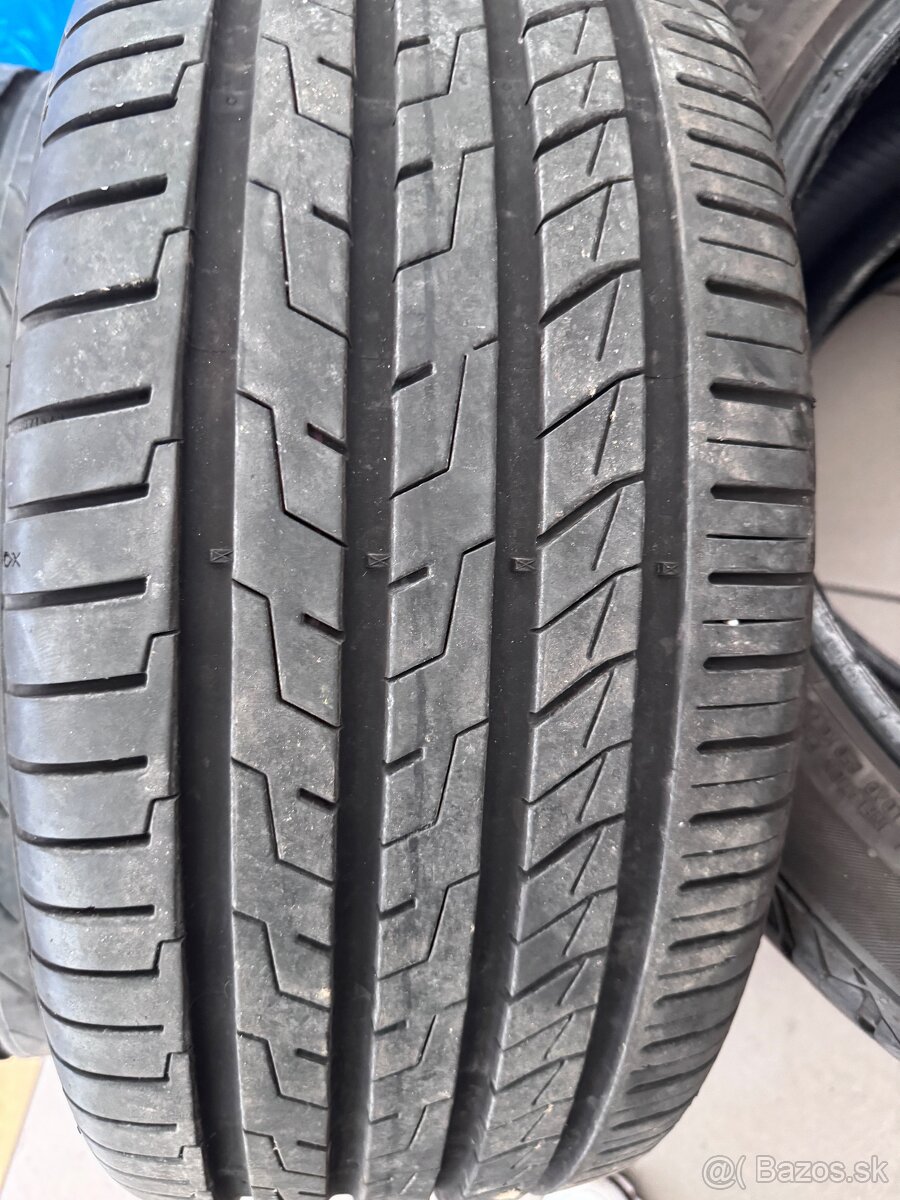 Pneu 245 45 r19