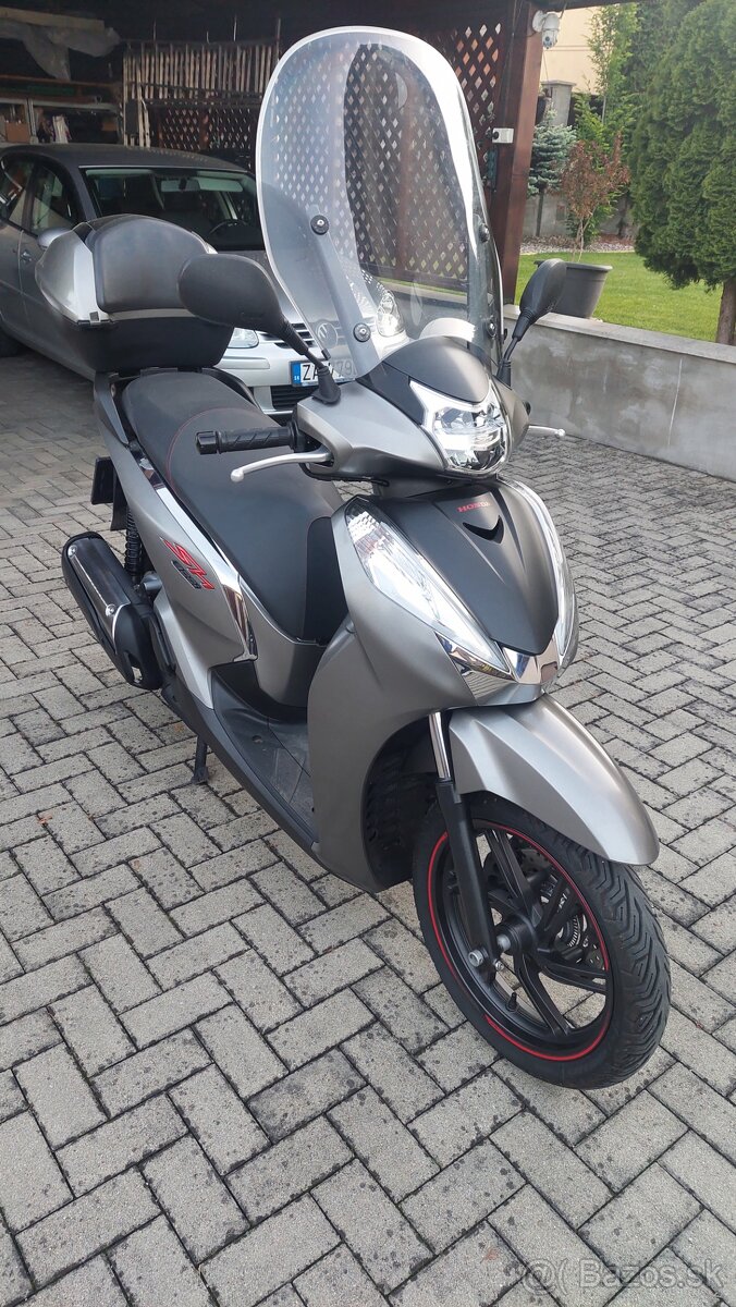 Honda SH 300i ABS