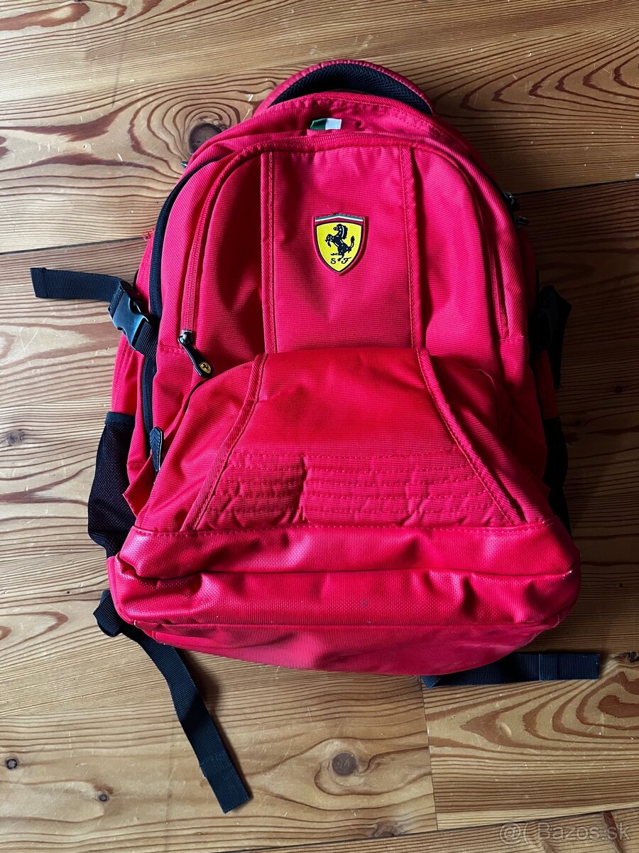Ferrari batoh na laptop