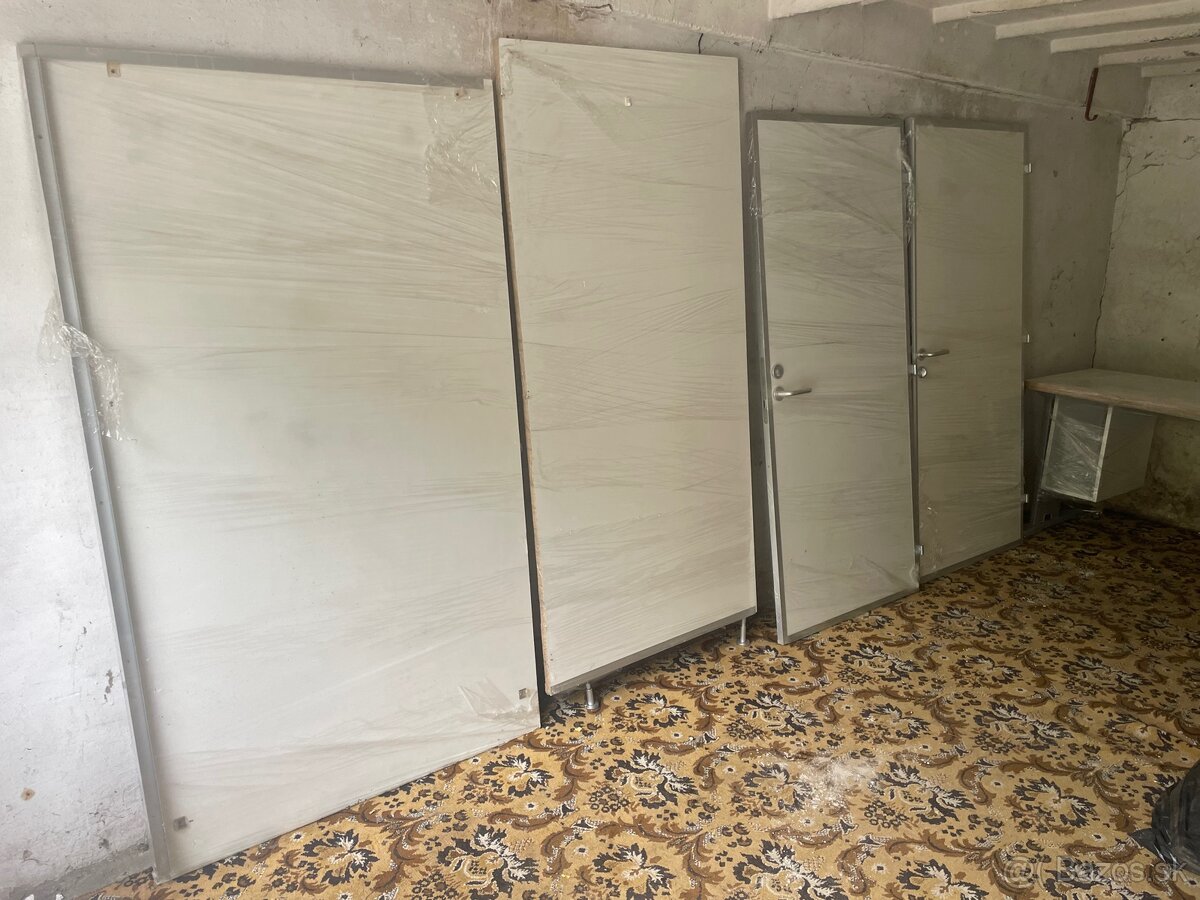 Predám drevené zásteny mdf 2,8cm na predelenie miestnosti
