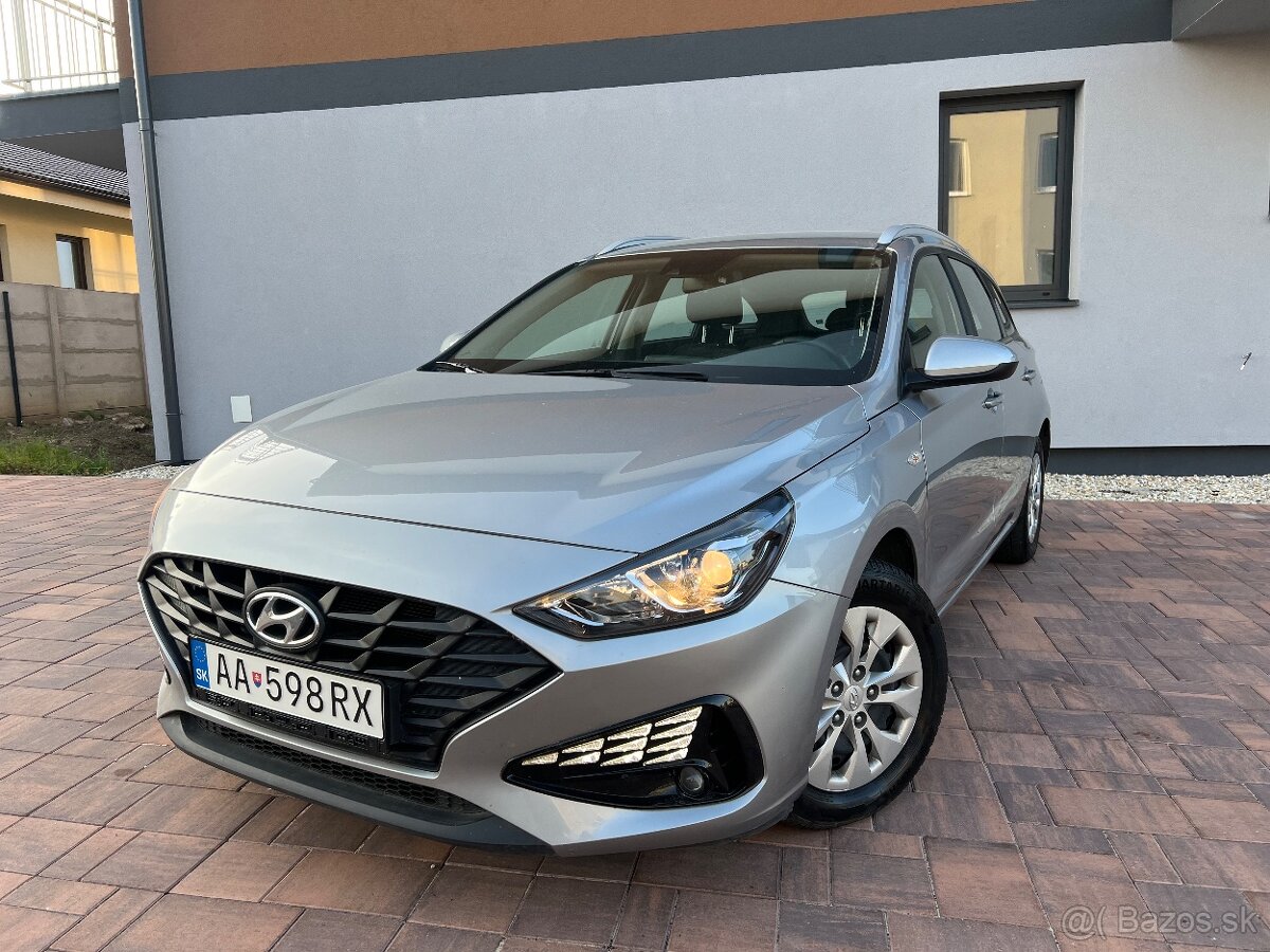 Hyundai i30 Combi 1.5 DPI 80kw r. 2022