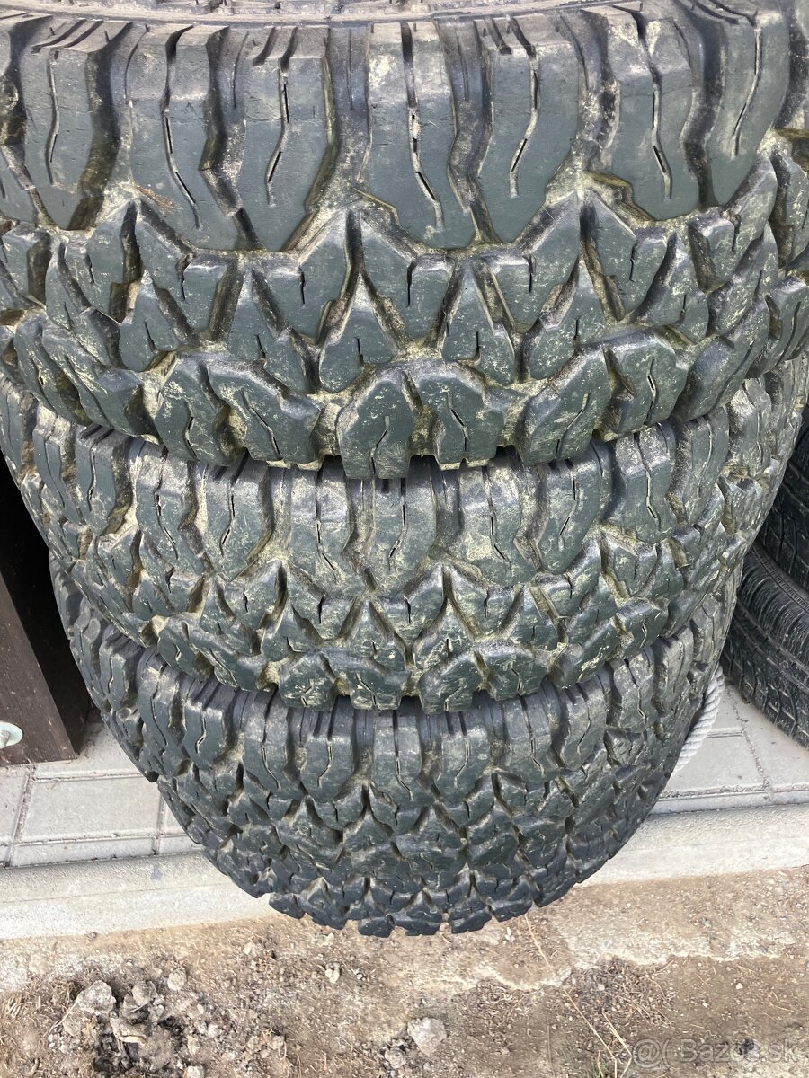 265/70R17