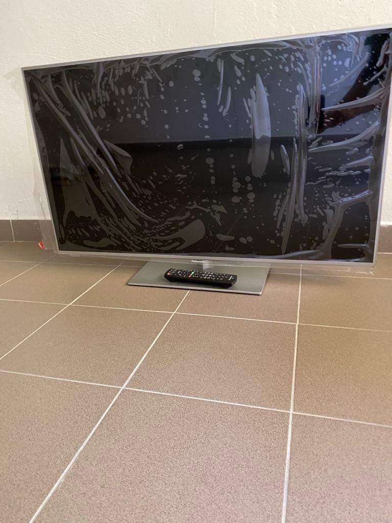 Televízor panasonic