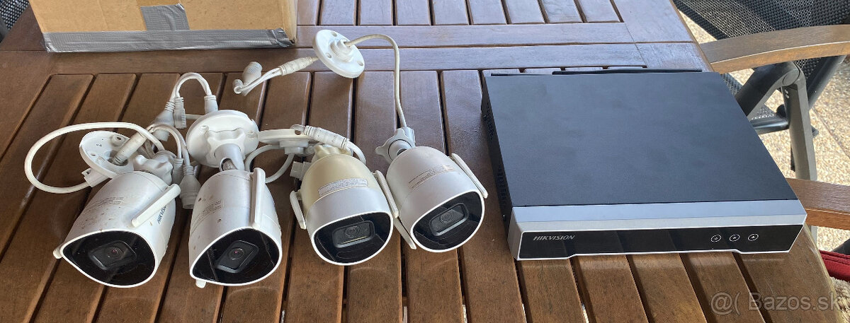 WIFI kamerový systém HIKVISION DS-7104NI / 1TB / 4 kamery