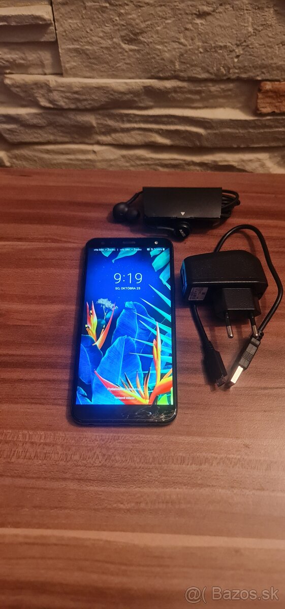 LG K-40 dual sim 32GB green
