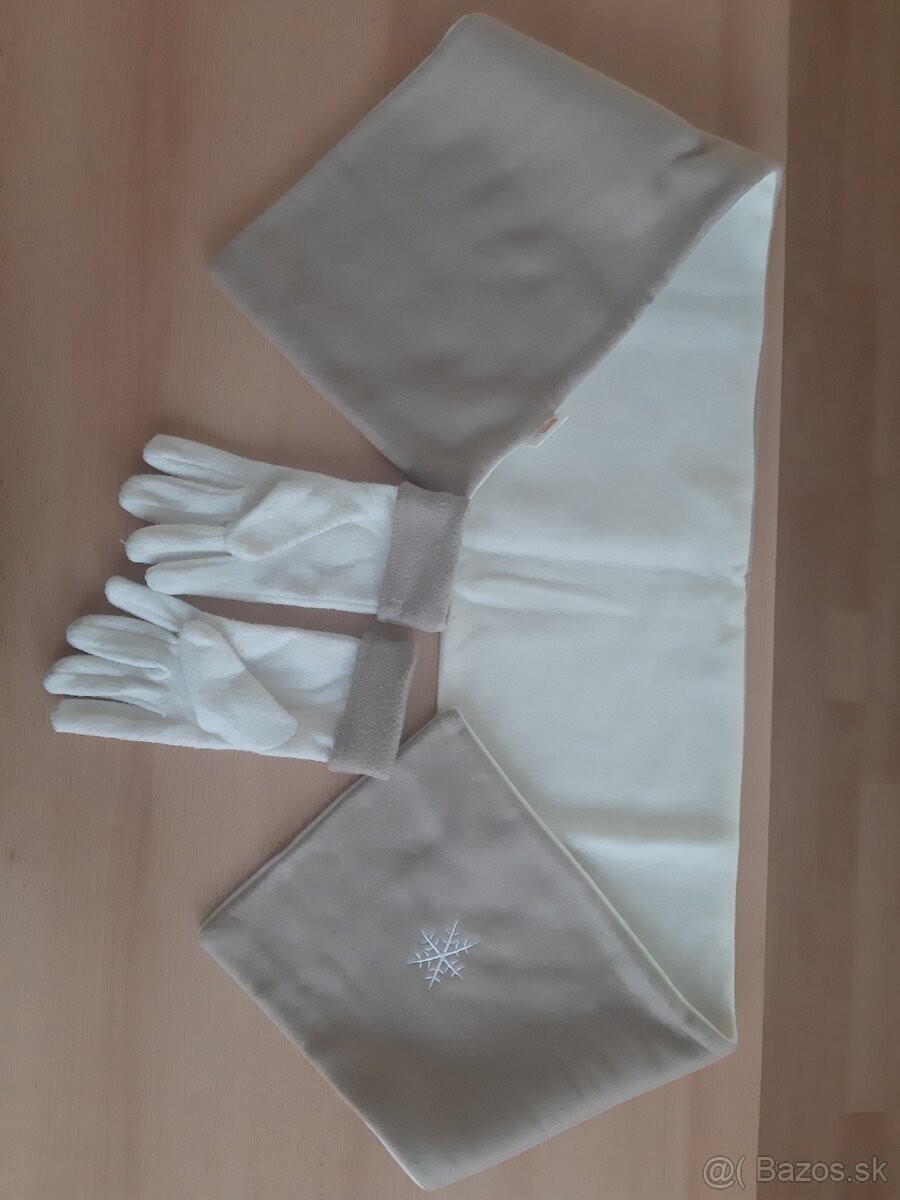 Dievčenský šál s rukavicami
