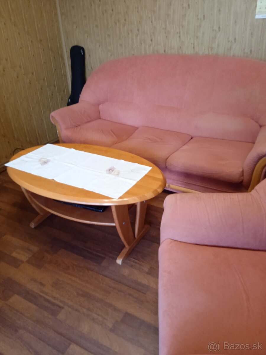 Predám gaučovú súpravu.