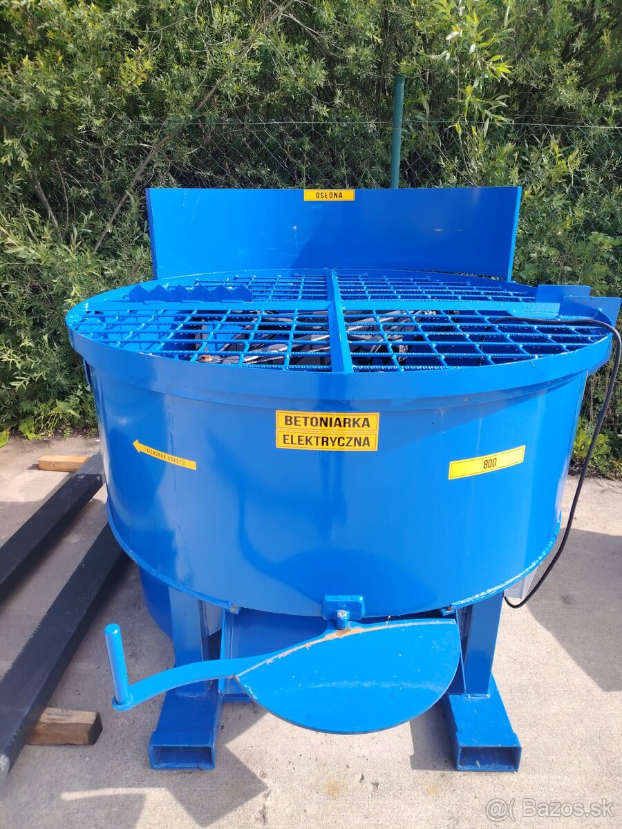 Hydraulicka miešačka 800L