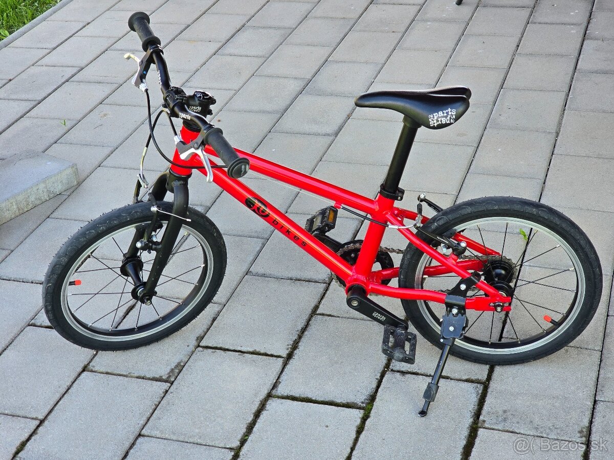 Kubikes 16L červený
