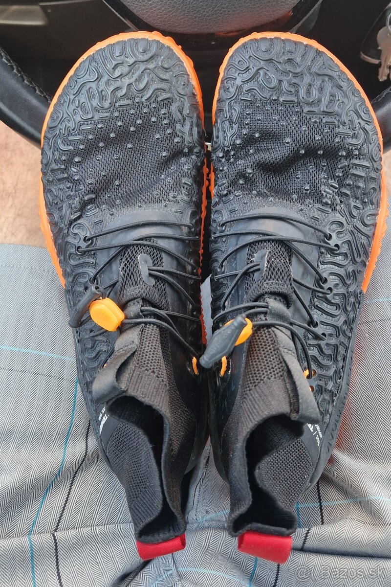 Vivobarefoot