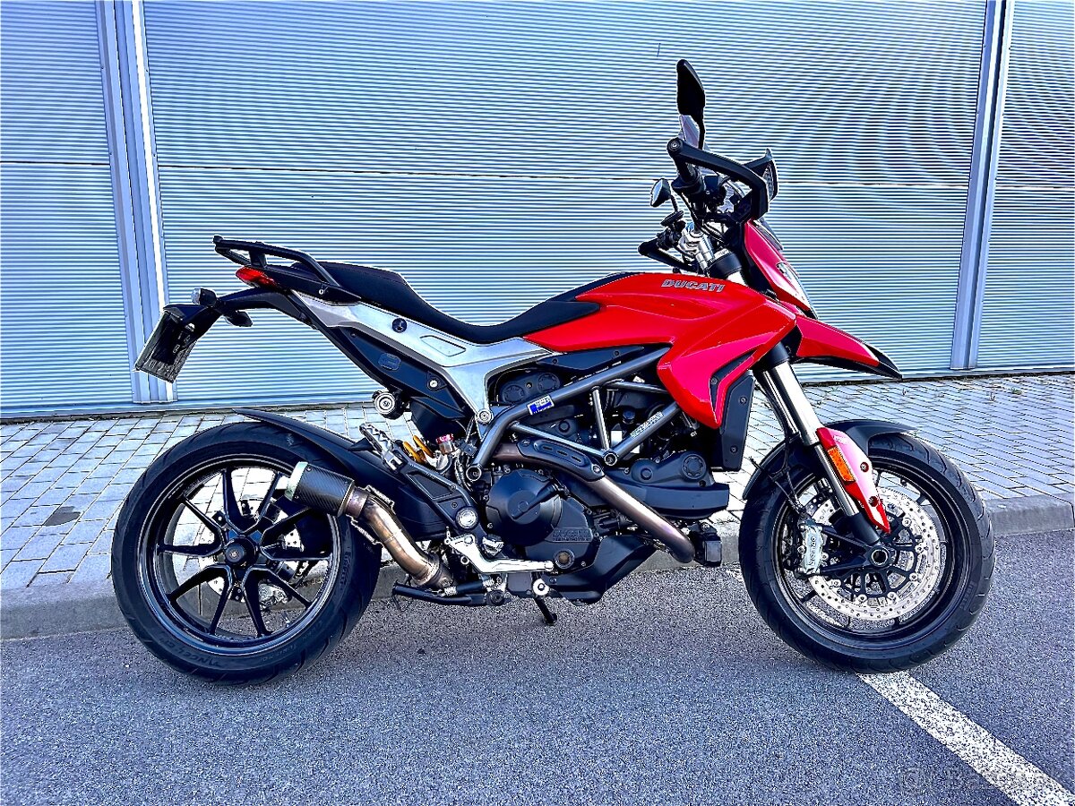 Ducati Hyperstrada 939