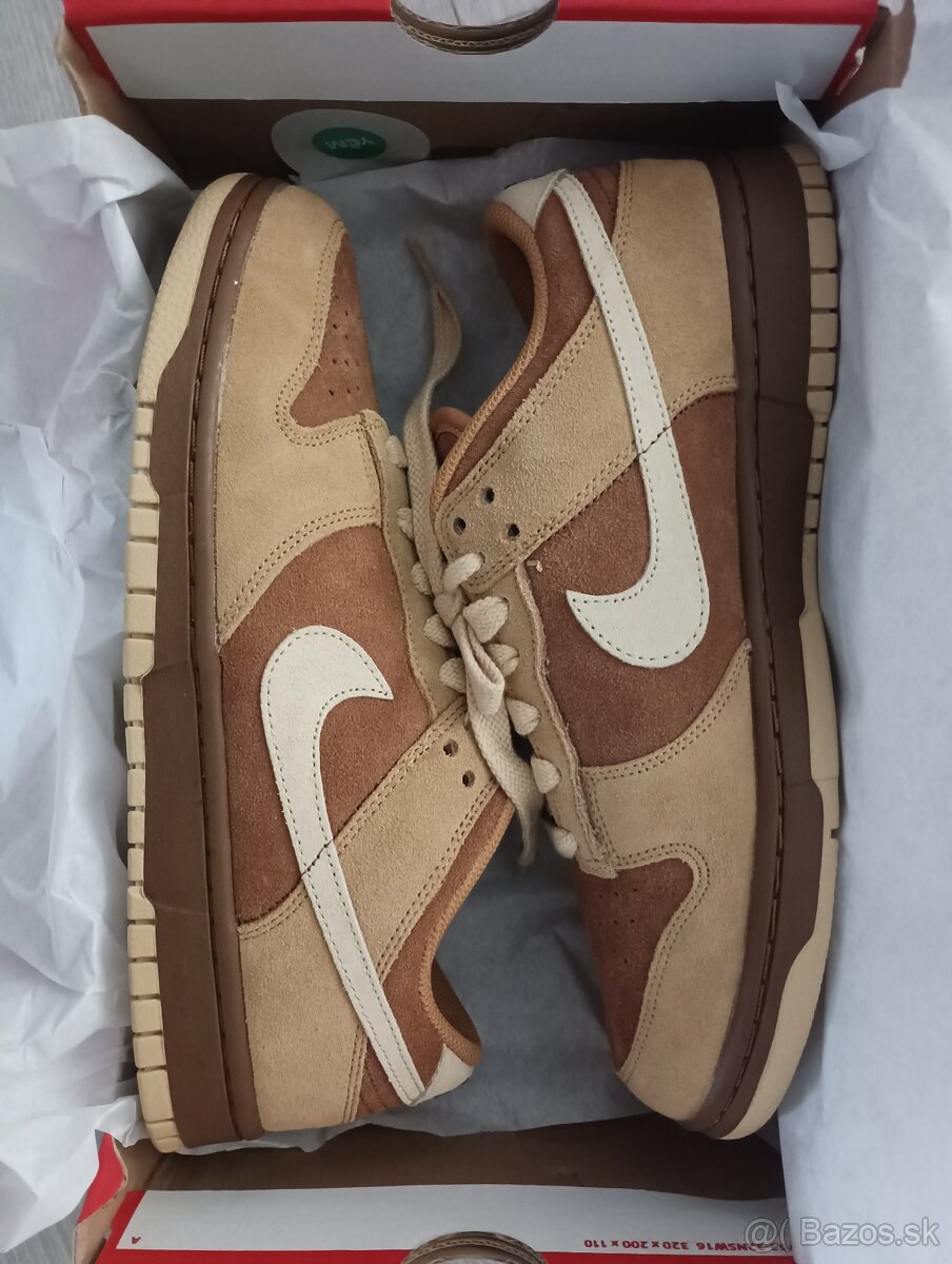 Nike dunk low SE