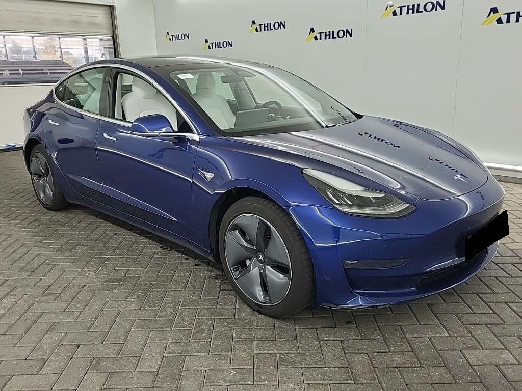 Tesla model 3 LR, záruka, autopilot, bílá kůže, 4x4