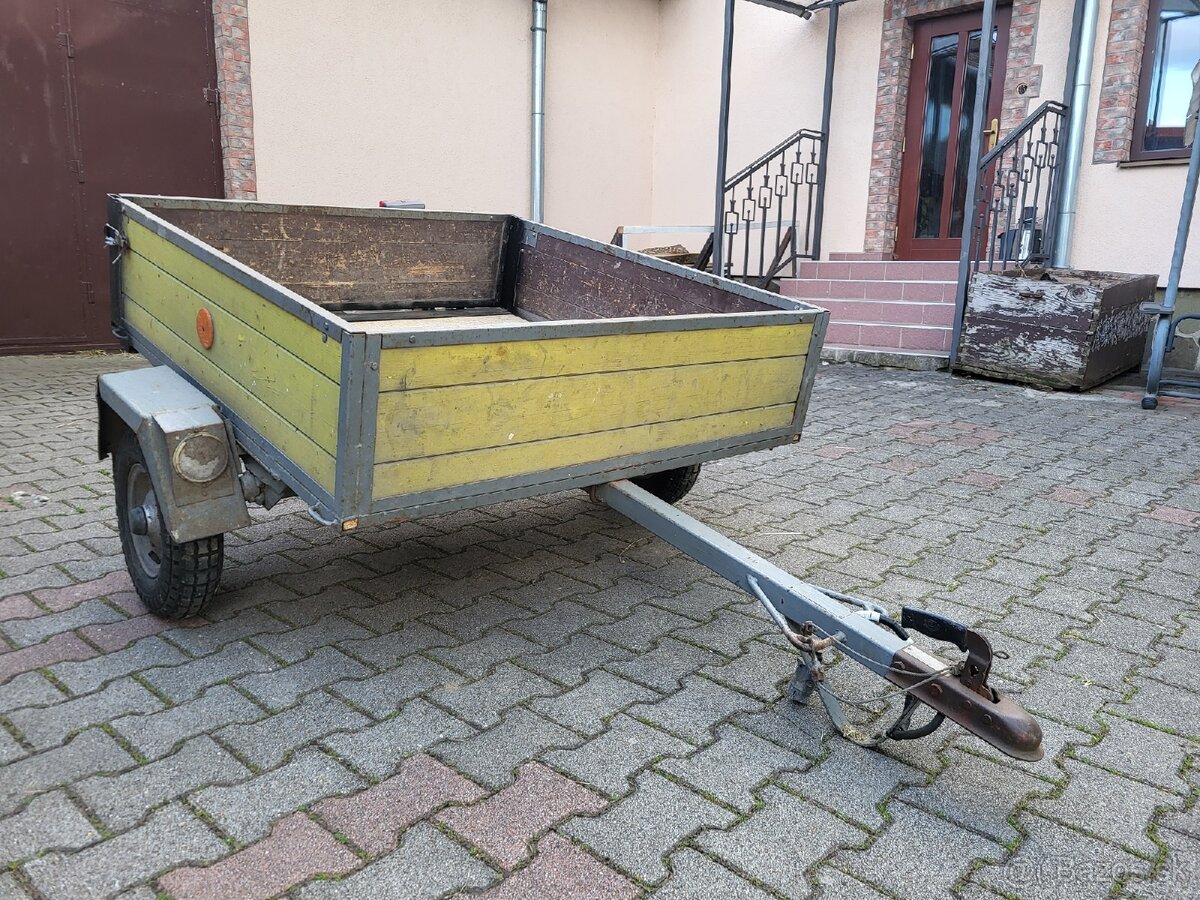 Prívesný vozík Sport jacht