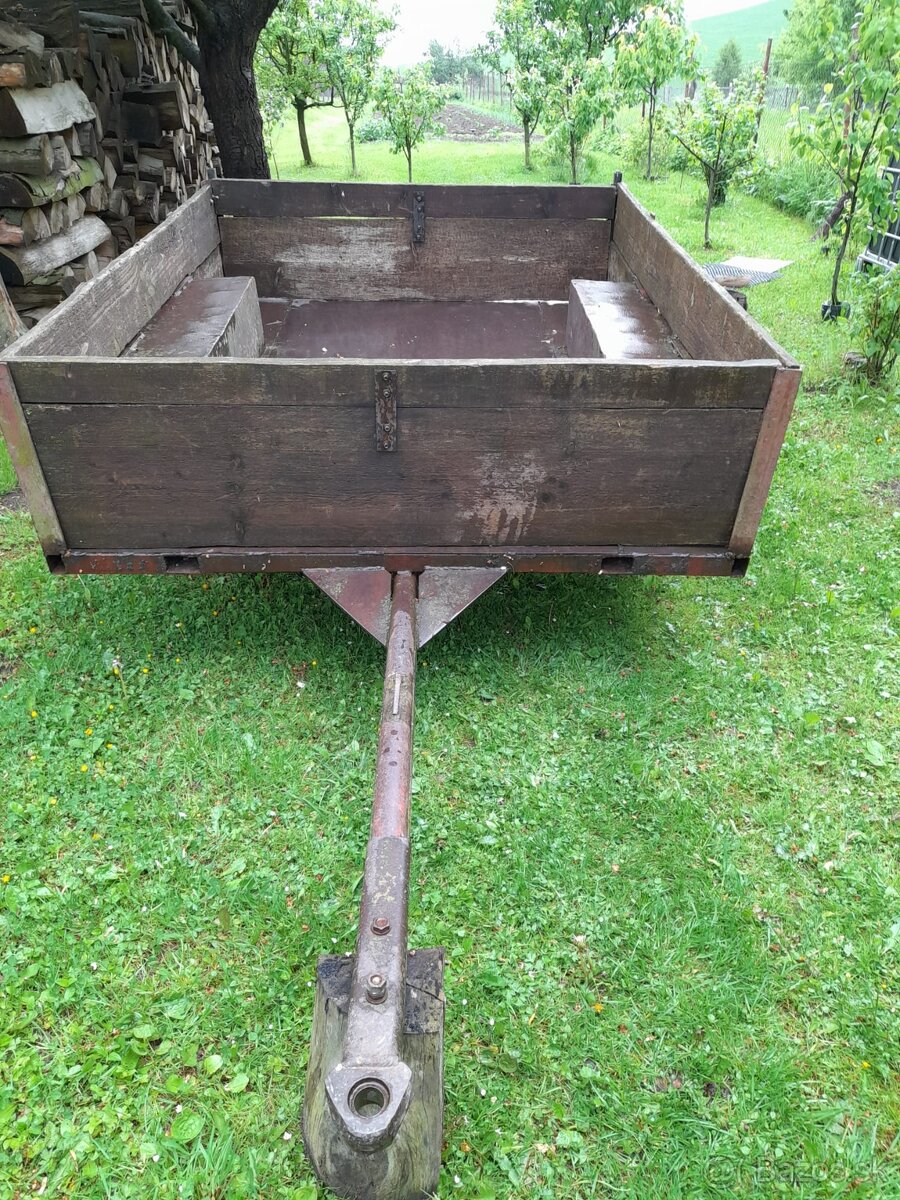 Vlečka za malotraktor