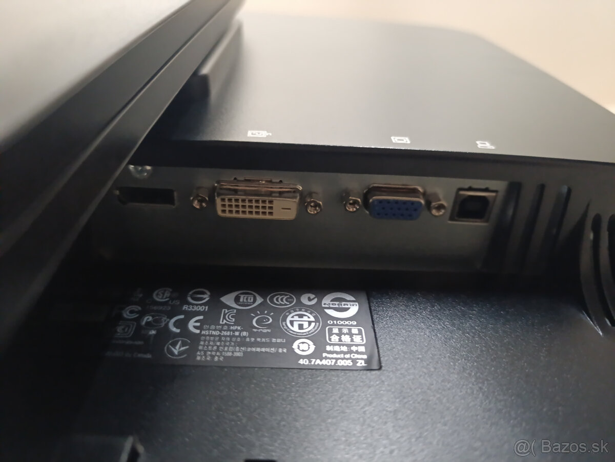 HP Compaq LA2405WG