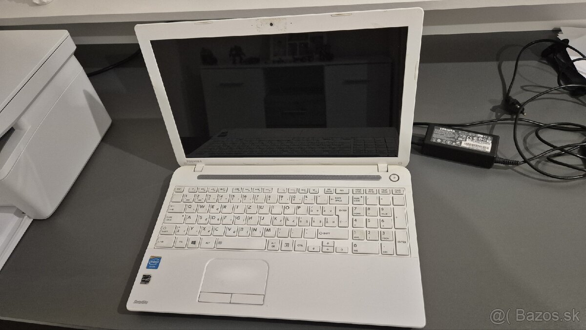 Notebook toshiba C55 biely