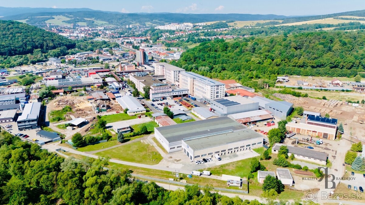 SKLADOVÁ A VÝROBNÁ HALA S ADMINISTRATÍVOU