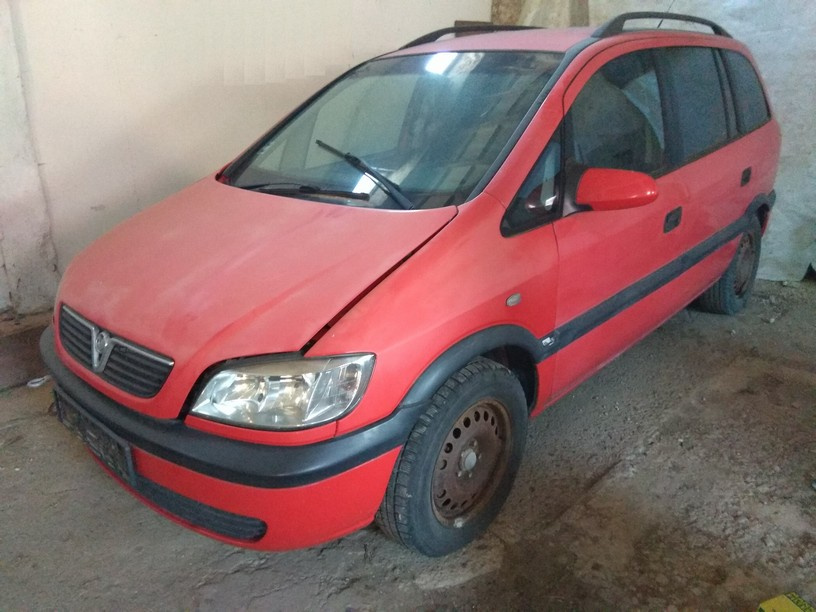 Opel Zafira 2,2 DTi