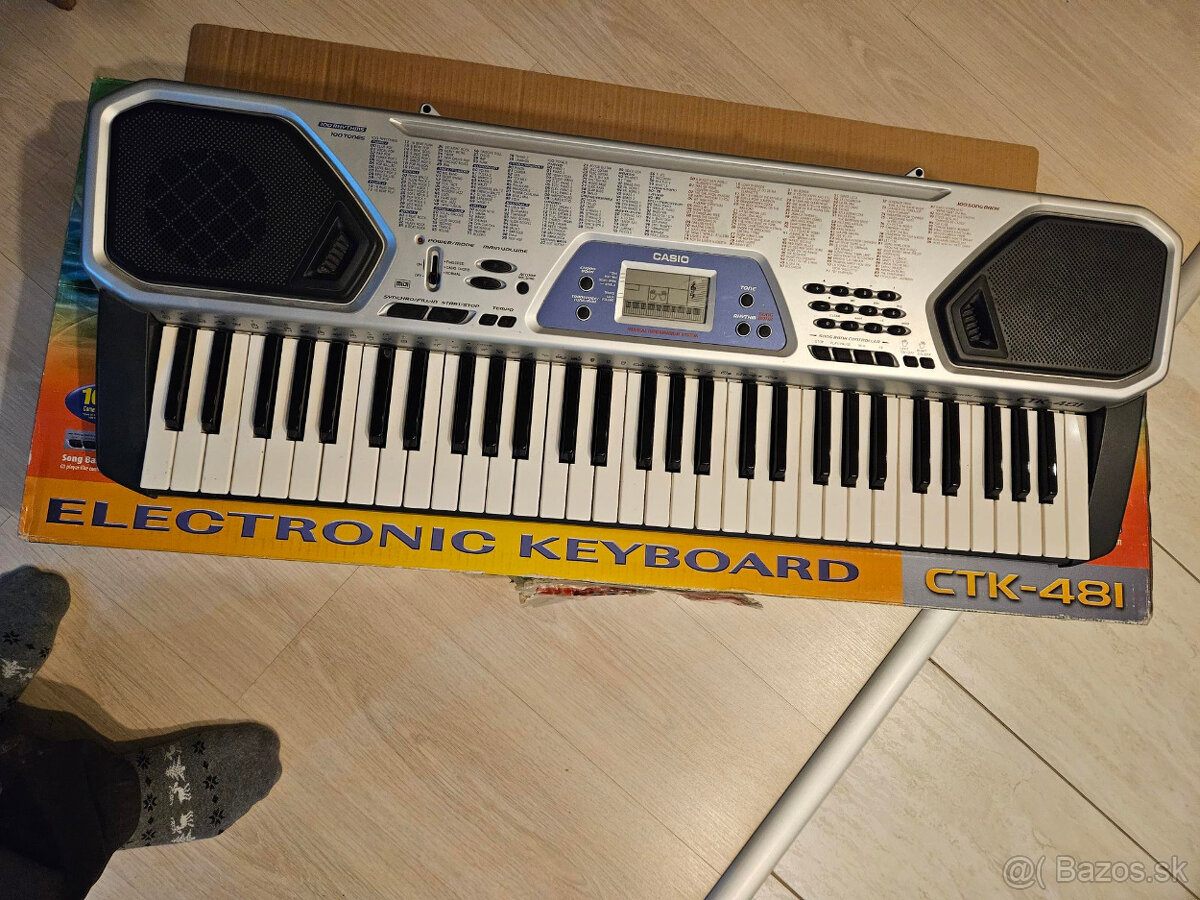 Varhany, klavesy Casio