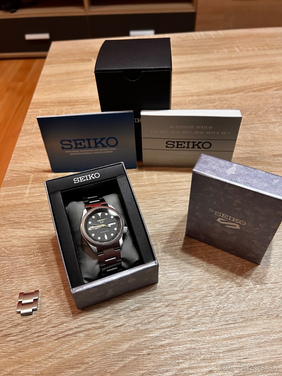 Seiko 5 Sports SPRE57K1