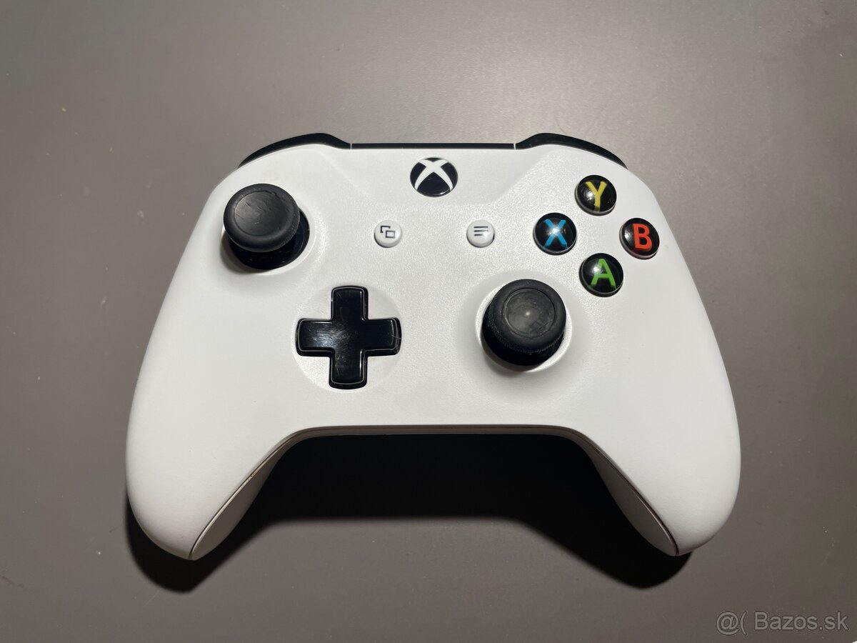 Xbox Wireless Controller/Ovládač