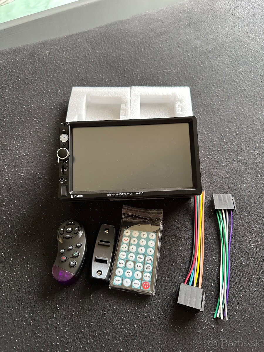 Autorádio MP5 USB SD AUX