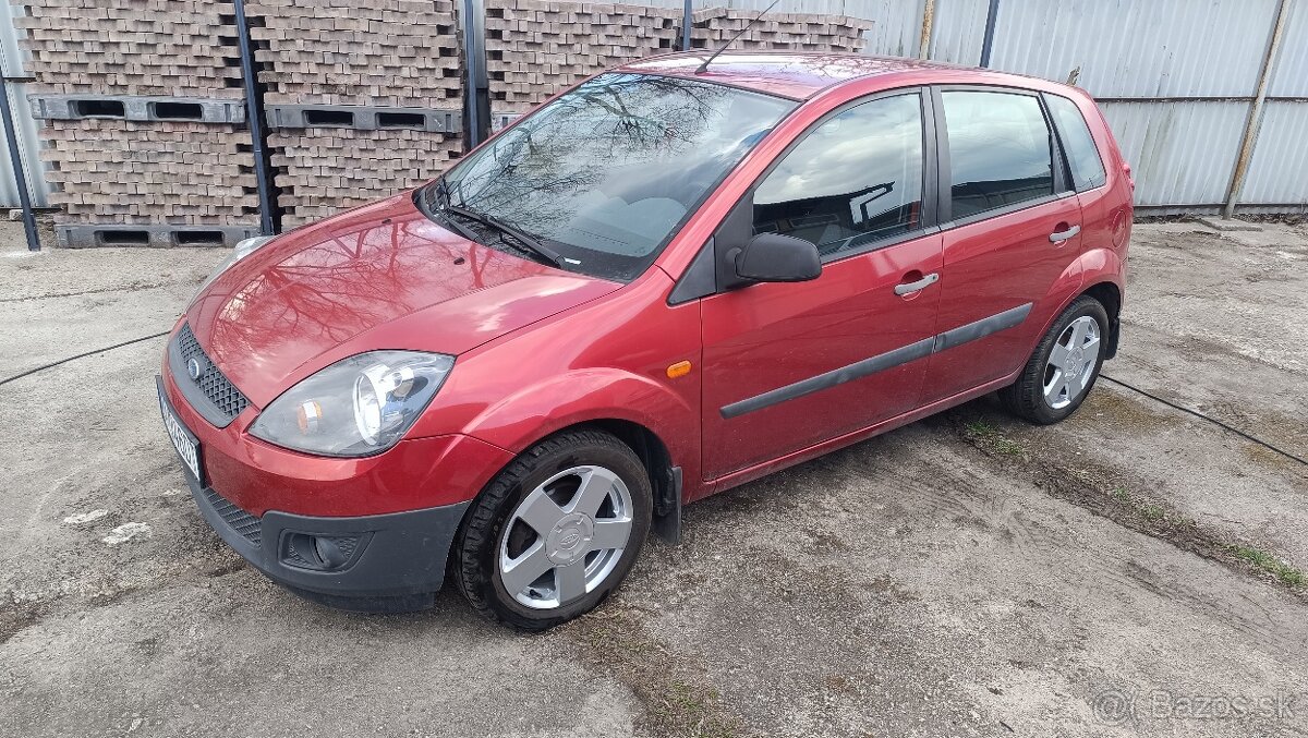 Ford fiesta 1.4 benzin rv 2008