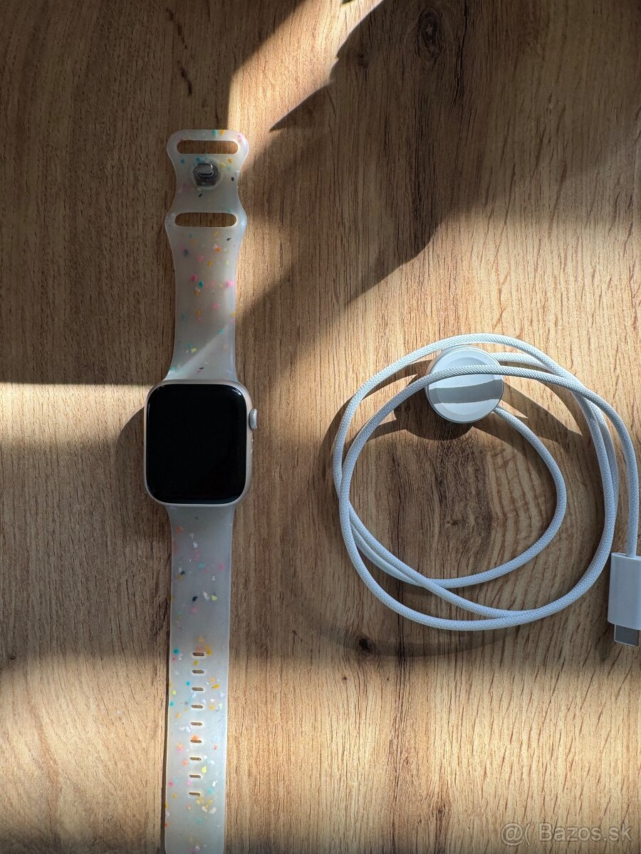 Apple Watch 9 45mm Starlight