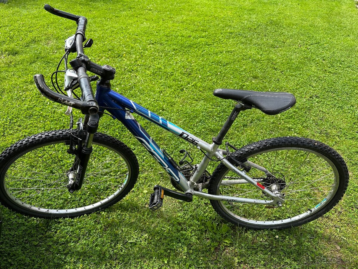 Horsky bicykel Felt